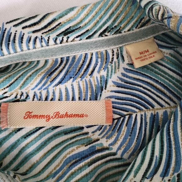 Tommy Bahama 100% silk men's tropical palms shirt - Picture 4 of 6